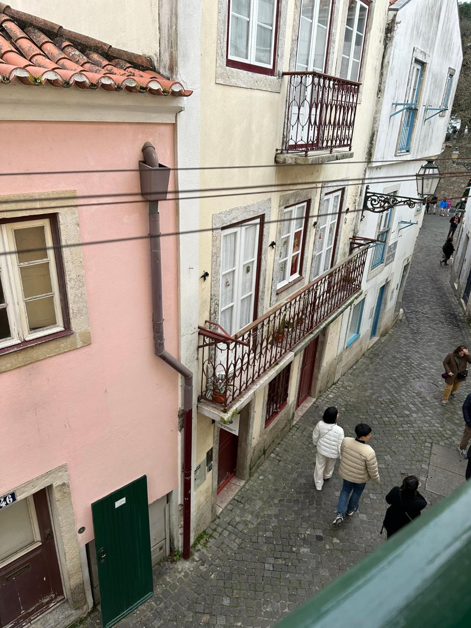Castle Cozy Apartment Lisbona Esterno foto