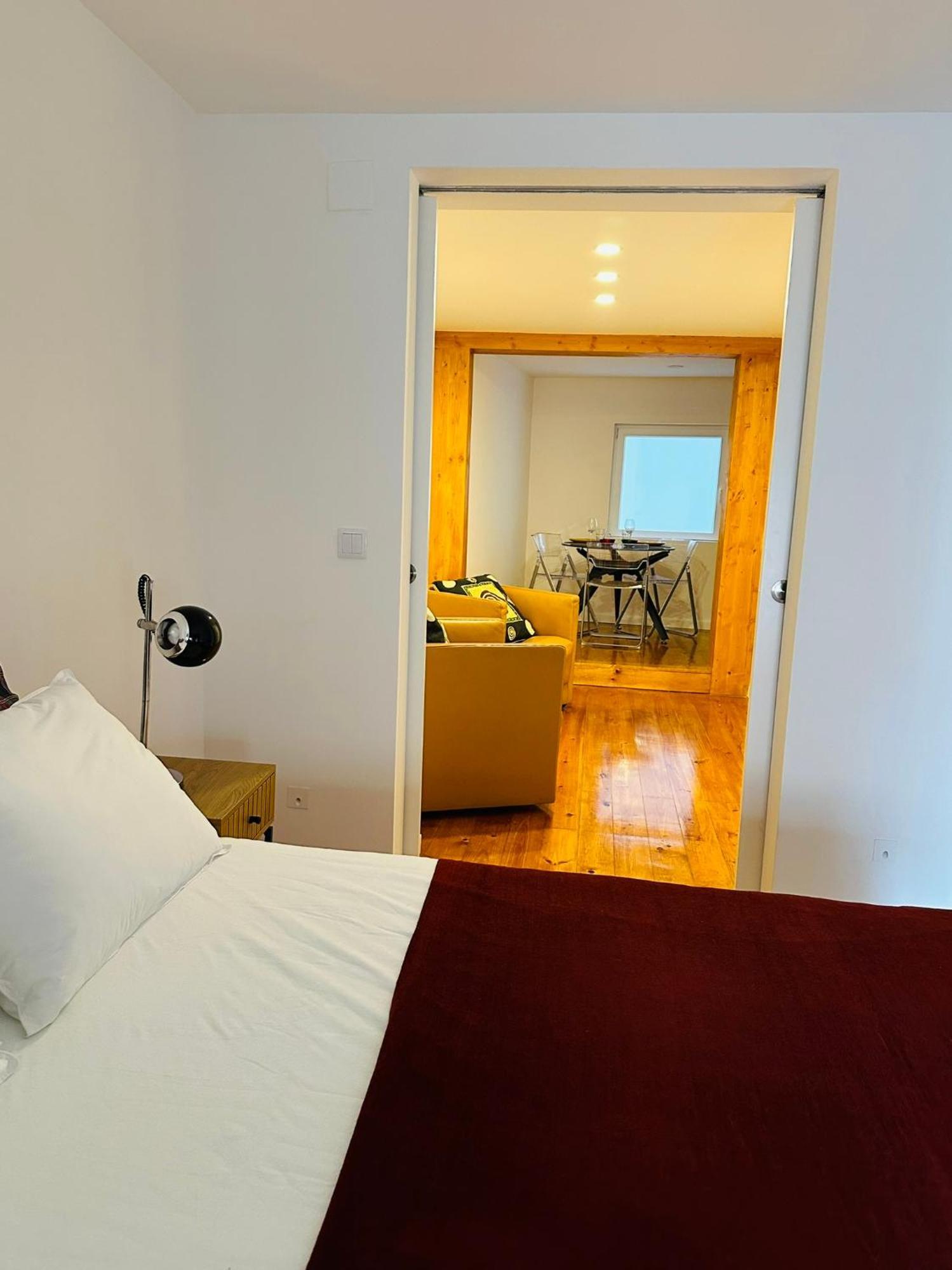 Castle Cozy Apartment Lisbona Esterno foto